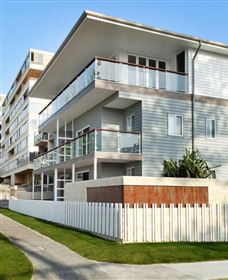 Bujerum Apartments On Burleigh - QLD Tourism 0