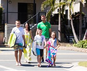 Burleigh Beach Tourist Park - QLD Tourism 0