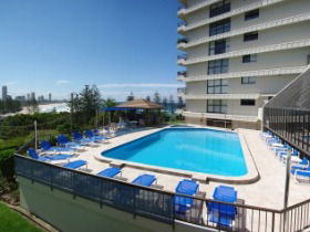 Gemini Court Holiday Apartments - Queensland Tourism 1