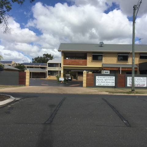 Emerald Gardens Motel & Apartments - QLD Tourism 30
