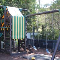 Bonny Hills Beach Hotel - QLD Tourism 14