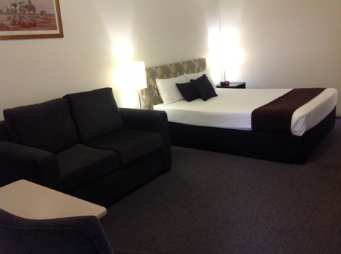 BEST WESTERN Cattle City Motor Inn - Queensland Tourism 12
