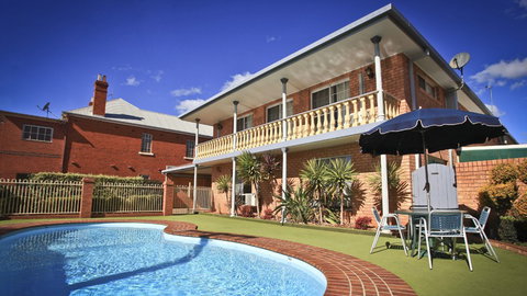 Best Western Blue Diamond Motor Inn - QLD Tourism 0