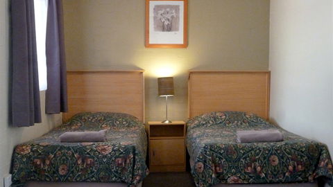 BEST WESTERN Balan Village Motel Nowra - QLD Tourism 9