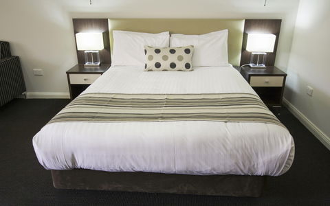 Best Western Plus Charles Sturt Suites And Apartments - Queensland Tourism 7