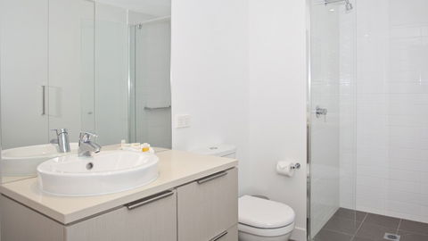 BEST WESTERN Islington Apartments - QLD Tourism 3