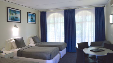 BEST WESTERN Cathedral Motor Inn - QLD Tourism 5