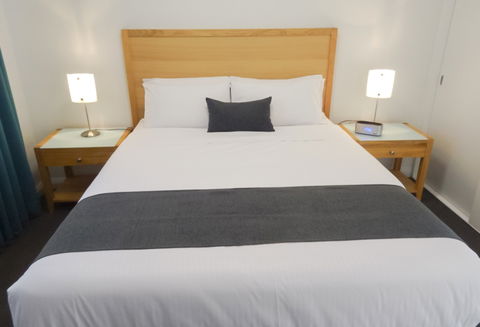 BEST WESTERN Fawkner Airport Motor Inn And Serviced Apartments - QLD Tourism 3