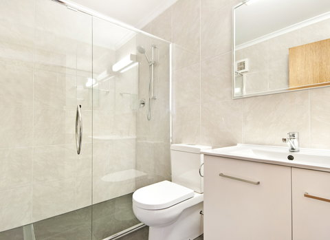 BEST WESTERN Whalers Rest Motor Inn - Queensland Tourism 0