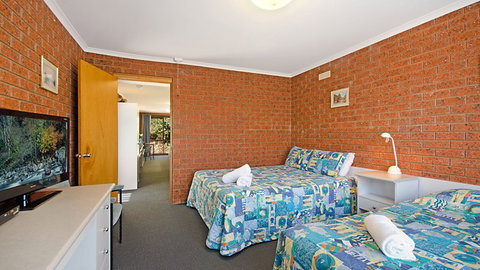 BEST WESTERN Whalers Rest Motor Inn - Queensland Tourism 7
