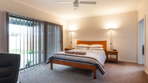 BEST WESTERN Aspen And Apartments - QLD Tourism 4