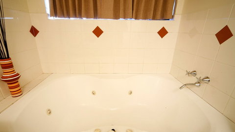 BEST WESTERN Warby Lodge Motor Inn - QLD Tourism 1