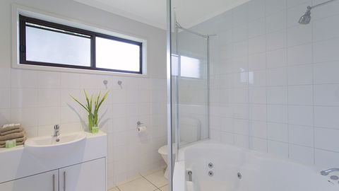 BEST WESTERN Colonial Village Motel - Queensland Tourism 5
