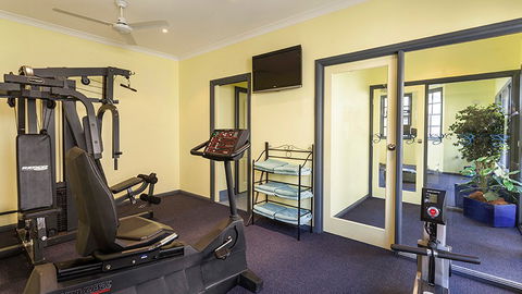 BEST WESTERN Olde Maritime Motor Inn - Queensland Tourism 3