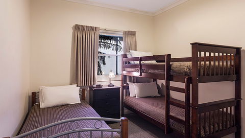 BEST WESTERN Olde Maritime Motor Inn - Queensland Tourism 4