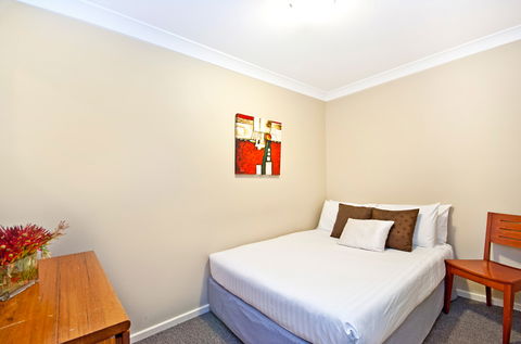 BEST WESTERN Tudor Motor Inn - Queensland Tourism 10