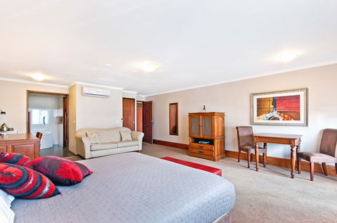 BEST WESTERN Tudor Motor Inn - Queensland Tourism 12