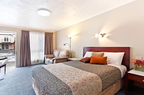 BEST WESTERN Tudor Motor Inn - Queensland Tourism 21