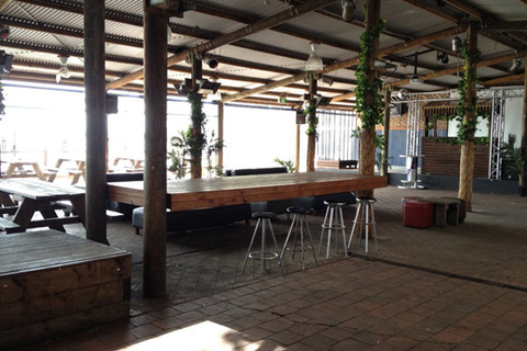 The Beachcomber Hotel - QLD Tourism 5