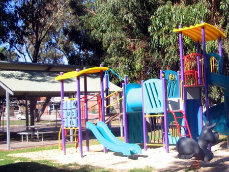 Pink Lake Tourist Park - QLD Tourism 2