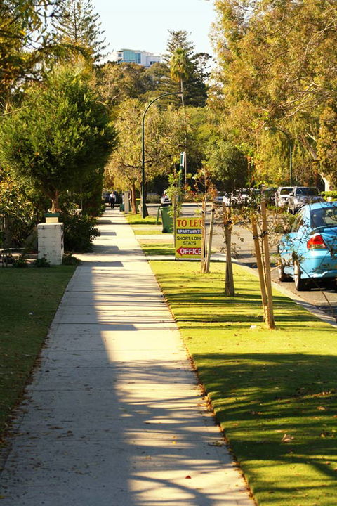 South Perth Apartments - QLD Tourism 1