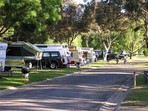 Halls Gap Gardens Caravan Park - QLD Tourism 3