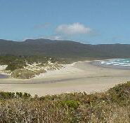 Cloudy Bay Cabin - QLD Tourism