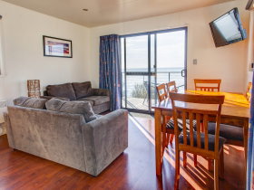 Swansea Beach Chalets - QLD Tourism 1