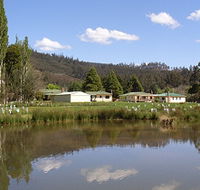 Giants' Table and Cottages - QLD Tourism