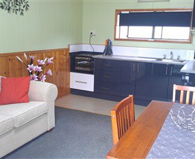 Hobart Cabins And Cottages - QLD Tourism 4