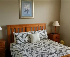 Villas On Que - QLD Tourism 0