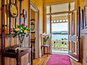 Abbey's Spa Cottage - QLD Tourism 1