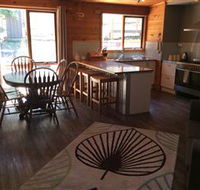 Mole Creek Holiday Village - QLD Tourism