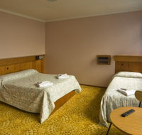 Somerset Hotel - QLD Tourism