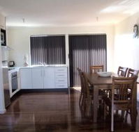 Glenaire Apartments - QLD Tourism