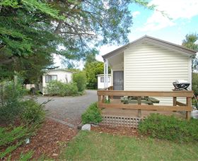 Triabunna Cabin And Caravan Park - QLD Tourism 1