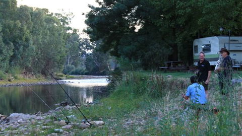 Gentle Annie Caravan And Camping Reserve - QLD Tourism 0