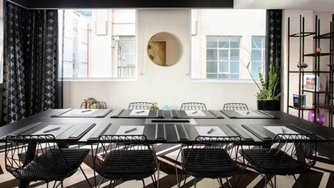 Adelphi Hotel - QLD Tourism 3