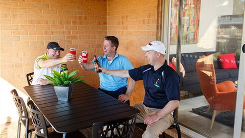 Howlong Country Golf Club & Motel - Queensland Tourism 7