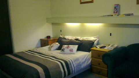 Millers Cottage Motel - QLD Tourism 4