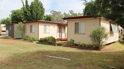 Riverbank Caravan Park - QLD Tourism 2
