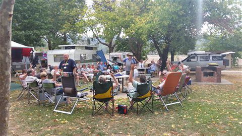 Valley View Caravan Park - QLD Tourism 3