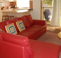 Surfcoast Cottages - QLD Tourism
