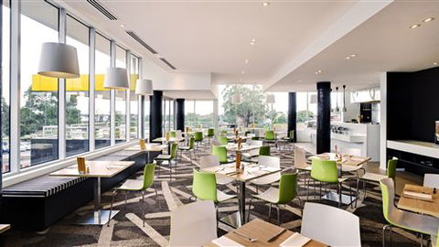 Atura Dandenong - QLD Tourism 2