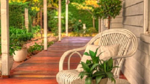 Heytesbury House B&B - QLD Tourism 5