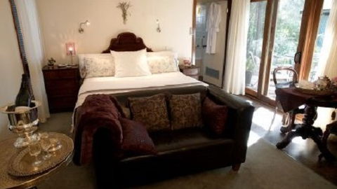 Forlonge Bed & Breakfast - QLD Tourism 1