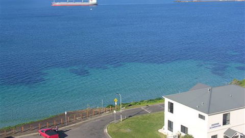 Clifftop Accommodation Portland Victoria - Queensland Tourism 1