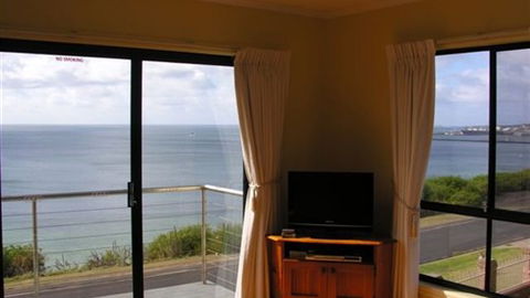 Clifftop Accommodation Portland Victoria - Queensland Tourism 2