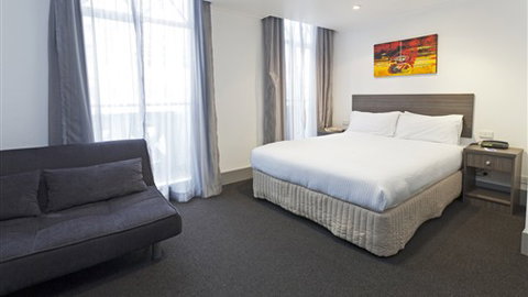 Hotel Causeway - QLD Tourism 7