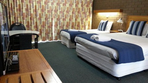 Barooga Country Inn Motel - QLD Tourism 0